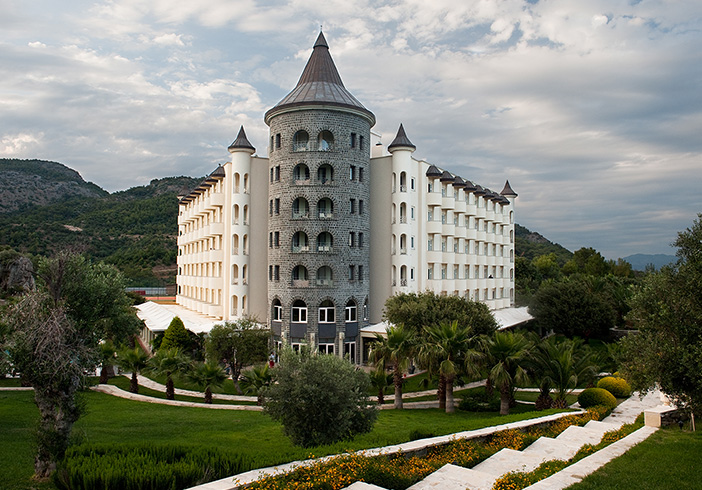 Castle Resort & Spa